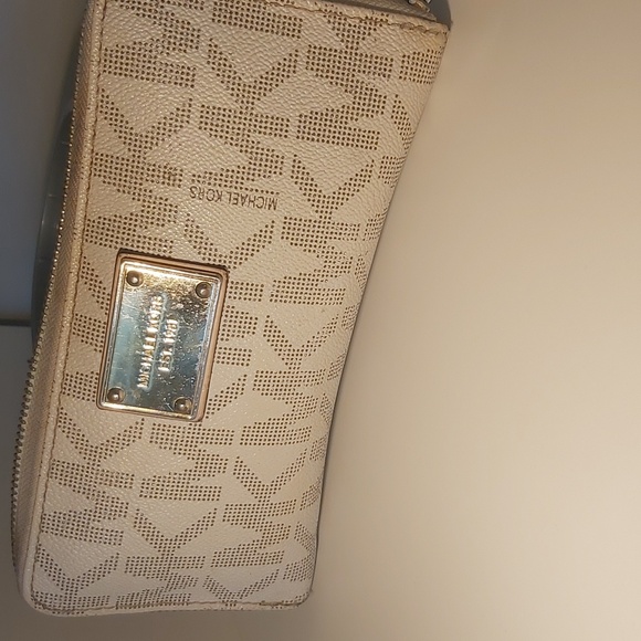MICHAEL KORS WALLET - Picture 11 of 12